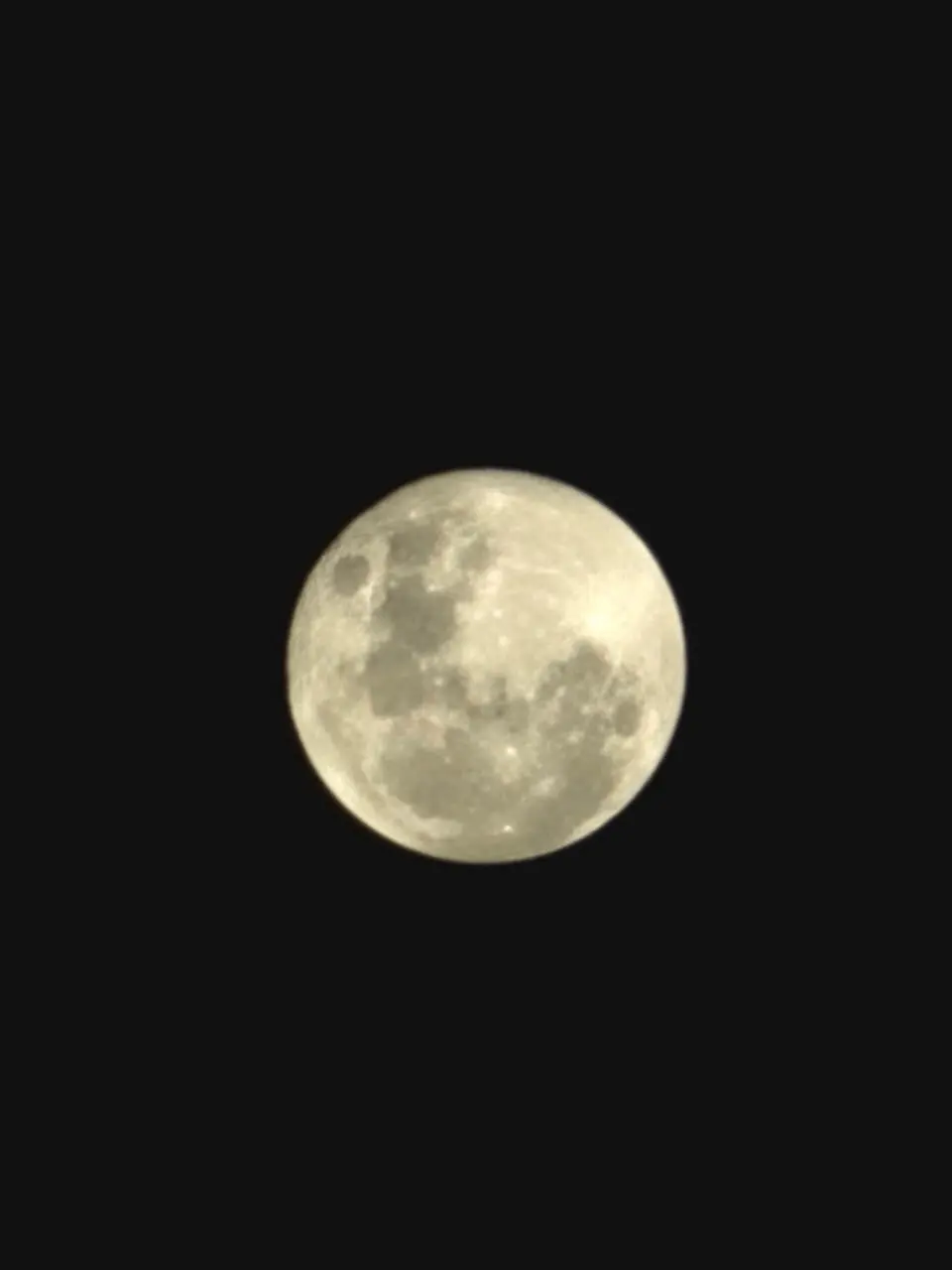 Foto da Lua capturada com celular